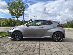 Silber Gebraucht 2024 Toyota Yaris Limousine | 41.900 € (Superpreis)