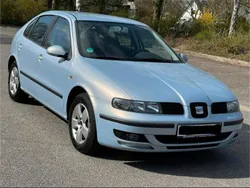 Blau Gebraucht 2004 Seat Leon Limousine | 2.650 € (Teuer)