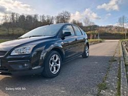 Schwarz Gebraucht 2007 Ford Focus Style Limousine | 2.340 € (Fairer Preis)