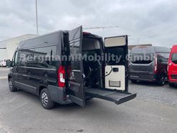 Schwarz Gebraucht 2017 Peugeot Boxer Van | 29.400 €