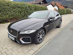 Schwarz Gebraucht 2021 Jaguar XF SE Limousine | 33.850 € (Fairer Preis)