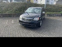 Schwarz Gebraucht 2014 Lancia Voyager Van / Kleinbus | 4.999 €