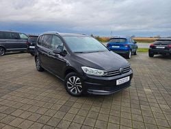 Schwarz Gebraucht 2021 VW Touran Active Van / Kleinbus | 24.999 € (Fairer Preis)