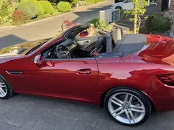 Rot Gebraucht 2016 Mercedes SLC200 Cabrio | 28.400 € (Etwas zu teuer)