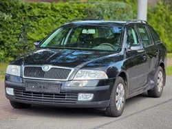 Schwarz Gebraucht 2008 Skoda Octavia Kombi | 850 € (Guter Preis)