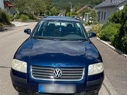 Blau Gebraucht 2004 VW Passat Basis Kombi | 3.400 € (Etwas zu teuer)