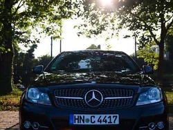 Schwarz Gebraucht 2014 Mercedes C180 Coupé | 11.000 € (Guter Preis)