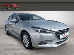 Silber Gebraucht 2017 Mazda 3 Exclusive-Line Kleinwagen | 12.990 € (Fairer Preis)