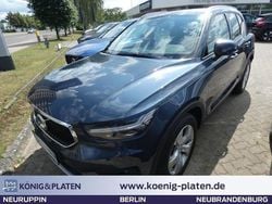 Denim blue (blau) (metallic) Gebraucht 2020 Volvo XC40 Momentum SUV | 20.990 € (Guter Preis)