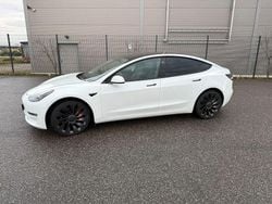 Weiß Gebraucht 2022 Tesla Model 3 Performance Limousine | 29.900 € (Fairer Preis)