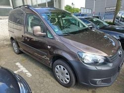 Toffeebraun metallic Gebraucht 2012 VW Caddy Trendline Van / Kleinbus | 5.900 € (Fairer Preis)