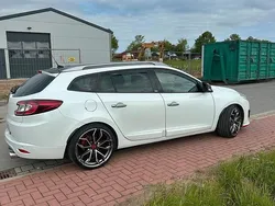 Weiß Gebraucht 2013 Renault Mégane GrandTour GT Kombi | 12.800 €