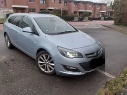 Blau Gebraucht 2015 Opel Astra Edition Kombi | 5.499 € (Guter Preis)