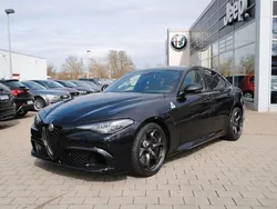 Nero vulcano Gebraucht 2022 Alfa Romeo Giulia Quadrifoglio Limousine | 75.990 € (Fairer Preis)
