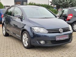 Blau Gebraucht 2012 VW Golf Match Limousine | 7.650 € (Etwas zu teuer)