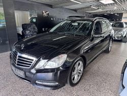 Schwarz Gebraucht 2011 Mercedes E200 Avantgarde Limousine | 9.999 € (Guter Preis)