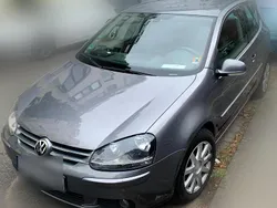 Grau Gebraucht 2008 VW Golf V Kombi | 1.000 € (Guter Preis)