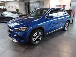 Metalliclack spektralblau Gebraucht 2024 Mercedes GLA250 Progressive SUV | 37.760 € (Guter Preis)
