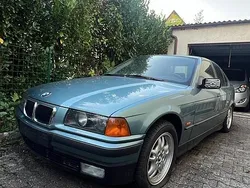 Grün Gebraucht 1996 BMW 328 Limousine | 10.999 € (Superpreis)