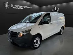 Weiß Gebraucht 2021 Mercedes e-Vito Van / Kleinbus | 15.708 € (Guter Preis)