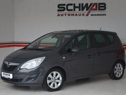 Grau Gebraucht 2013 Opel Meriva Active Van / Kleinbus | 7.200 € (Fairer Preis)