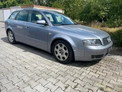 Silber Gebraucht 2004 Audi A4 Kombi | 1.800 € (Fairer Preis)