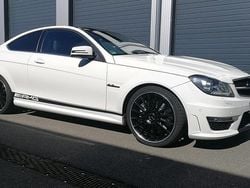 Weiß Gebraucht 2011 Mercedes C63 AMG AMG Coupé | 47.000 €