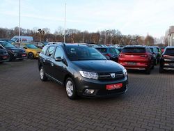 Grau Gebraucht 2017 Dacia Logan MCV Lauréate Kombi | 9.530 € (Etwas zu teuer)