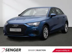 Blau Gebraucht 2021 Audi A3 Sportback e-tron Design Limousine | 23.880 € (Fairer Preis)