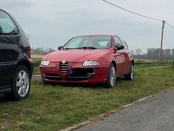 Rot Gebraucht 2003 Alfa Romeo 147 Kleinwagen | 8.999 €