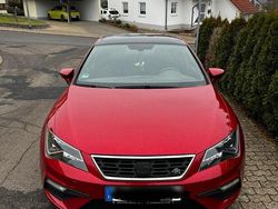 Rot Gebraucht 2017 Seat Leon FR Limousine | 10.500 €