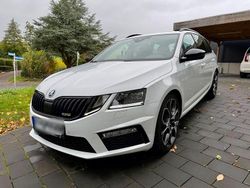 Weiß Gebraucht 2020 Skoda Octavia RS Kombi | 25.800 € (Fairer Preis)