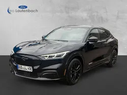 Schwarz Gebraucht 2023 Ford Mustang Mach-E Premium SUV | 40.900 € (Etwas zu teuer)