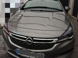 Silber Gebraucht 2016 Opel Astra Kombi | 9.150 € (Etwas zu teuer)