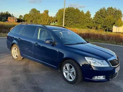 Blau Gebraucht 2011 Skoda Octavia Kombi | 5.250 € (Fairer Preis)