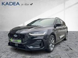 Obsidianschwarz metallic Gebraucht 2025 Ford Focus ST-Line Kombi | 21.880 € (Superpreis)
