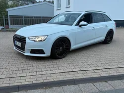 Weiß Gebraucht 2017 Audi A4 Sport Kombi | 25.000 € (Etwas zu teuer)