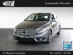 Grau Gebraucht 2012 Mercedes B180 Van / Kleinbus | 12.450 € (Teuer)