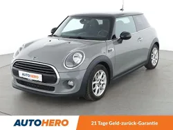 Moonwalk grey Gebraucht 2019 Mini Cooper Kleinwagen | 14.420 € (Guter Preis)