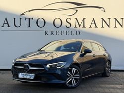 Blau Gebraucht 2021 Mercedes CLA220 Shooting Brake Kombi | 23.950 € (Guter Preis)