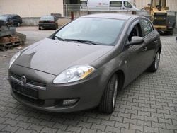 Grau (metallic) Gebraucht 2008 Fiat Bravo Emotion Kleinwagen | 6.990 €