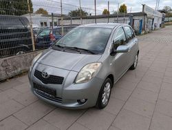Silber Gebraucht 2008 Toyota Yaris Team Kleinwagen | 2.300 € (Superpreis)