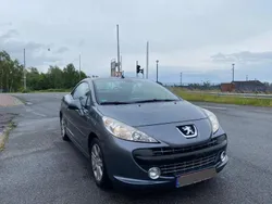 Grau Gebraucht 2008 Peugeot 207 CC Cabrio | 4.199 € (Fairer Preis)