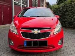 Rot Gebraucht 2013 Chevrolet Spark LS Kleinwagen | 2.199 € (Guter Preis)