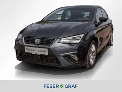 Magnetic grau metallic Gebraucht 2024 Seat Ibiza FR Limousine | 17.440 € (Guter Preis)