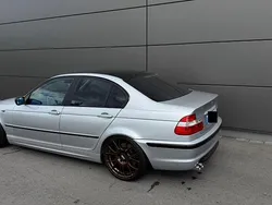 Silber Gebraucht 2002 BMW 330 Comfort Edition Limousine | 8.000 € (Fairer Preis)