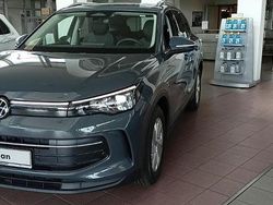 Grau Neu 2025 VW Tiguan Life SUV | 40.770 € (Superpreis)