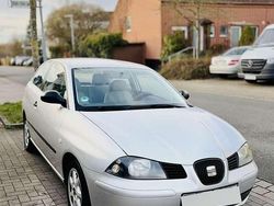 Silber Gebraucht 2005 Seat Ibiza Kleinwagen | 1.500 € (Etwas zu teuer)