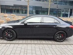 Schwarz Gebraucht 2019 Mercedes A180 Limousine | 24.000 €