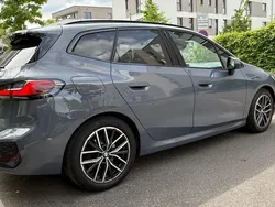 Grau Gebraucht 2022 BMW 218 Active Tourer M Sport Van / Kleinbus | 23.950 €